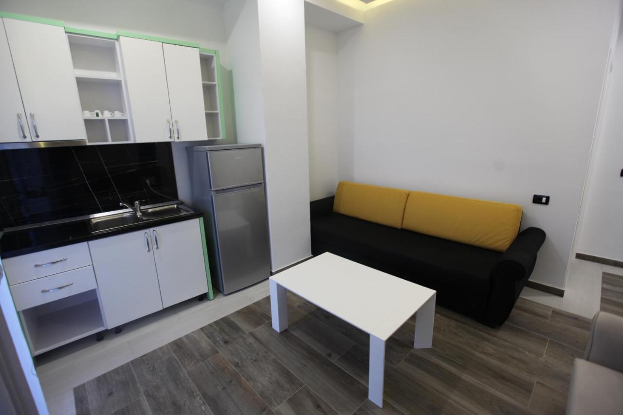 Hotel Kristal Borsh Zewnętrze zdjęcie