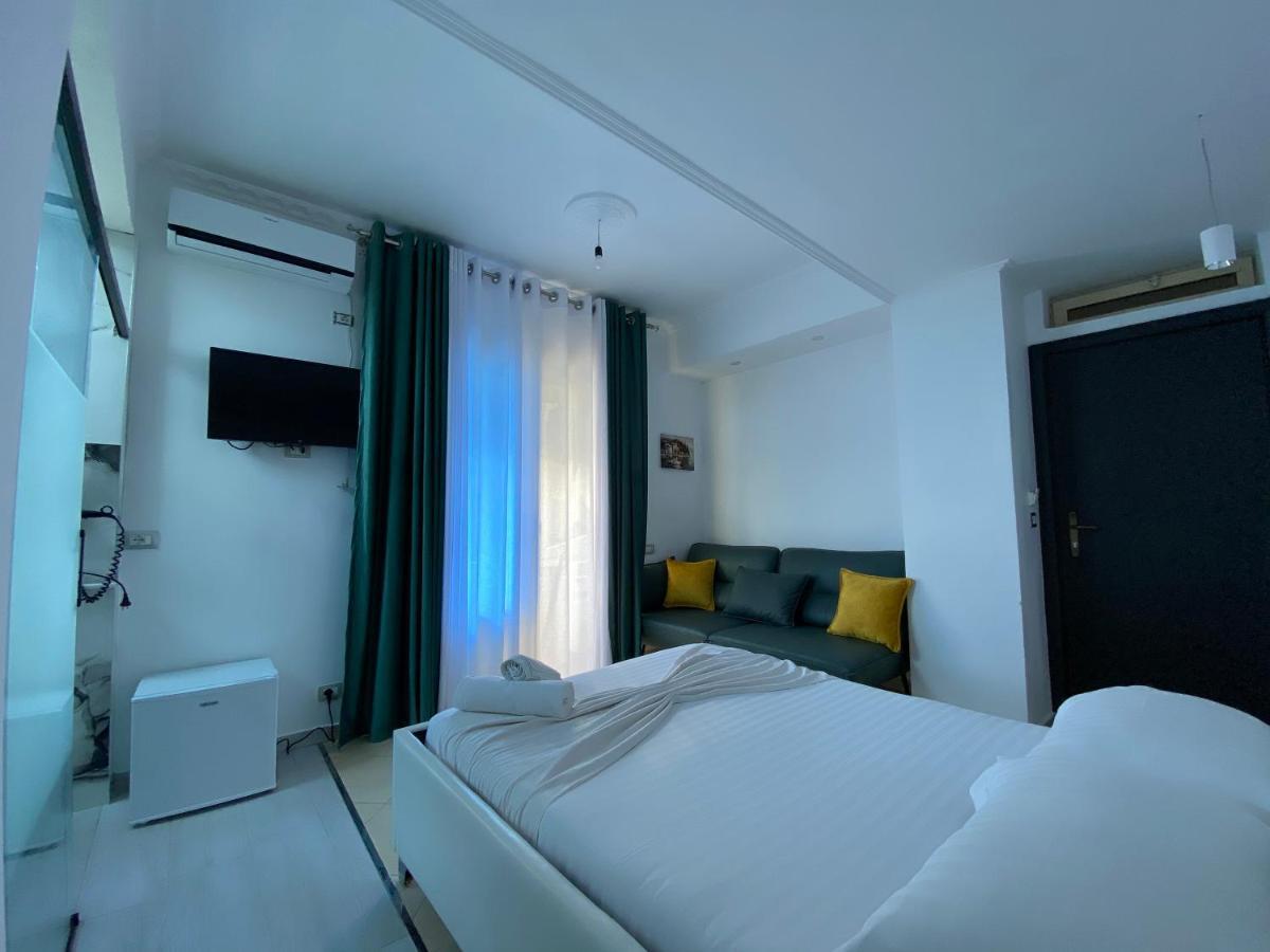Hotel Kristal Borsh Zewnętrze zdjęcie