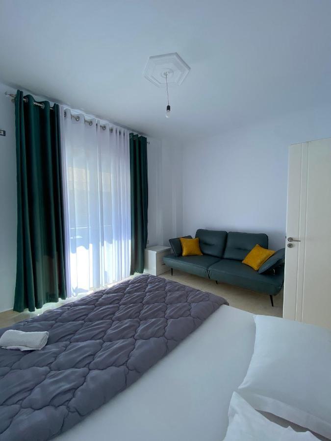 Hotel Kristal Borsh Zewnętrze zdjęcie